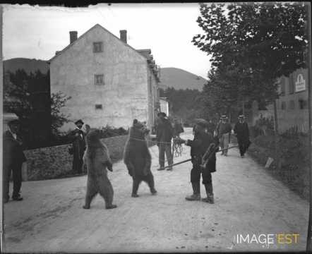 Montreur d'ours (Loures-Barousse)