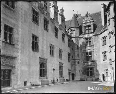 Le Château (Pau)