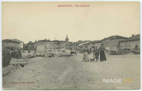 Femmes et enfant (Arracourt)