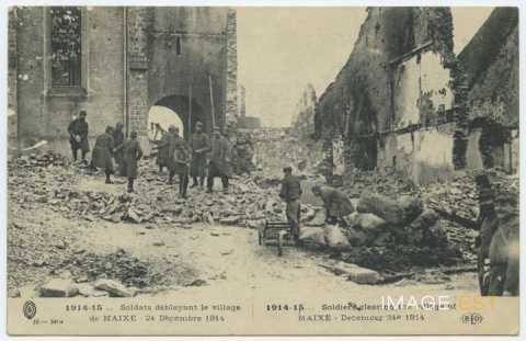 Soldats déblayant les gravats (Maixe)