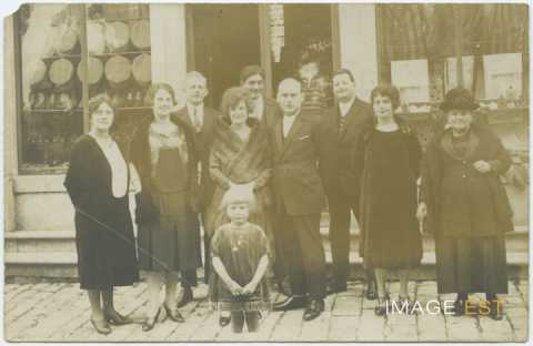 Groupe de personnes (Haroué)