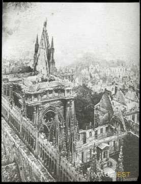 Cathédrale Notre-Dame en ruines (Reims)