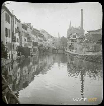 Square Louis Weiss (Strasbourg)