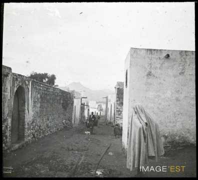 Une rue de Radès (Tunisie)