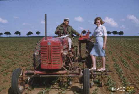 Sur un tracteur