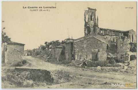 Maisons et église en ruine (Flirey)
