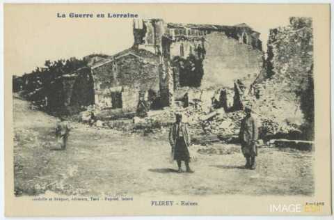 Maisons et église en ruine (Flirey)