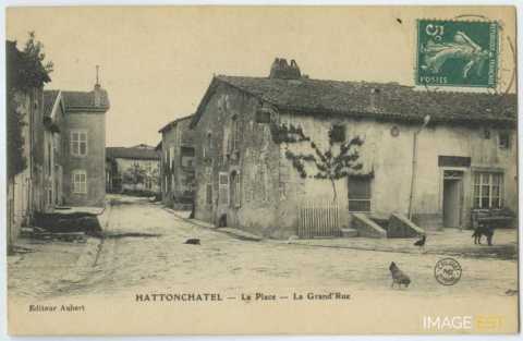 Place (Hattonchâtel)