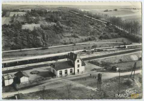 Gare (Essey-et-Maizerais)