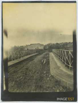 Pont (Essey-et-Maizerais)