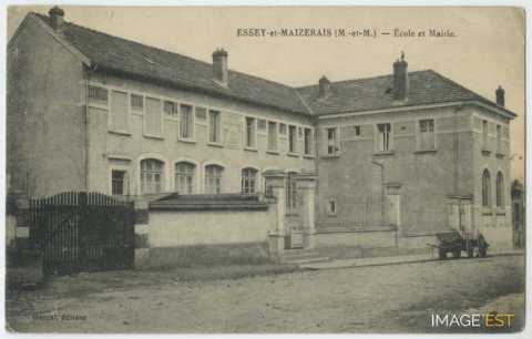 École et mairie (Essey-et-Maizerais)
