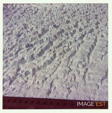 Crevasses proche d'un front de glacier (Groenland)