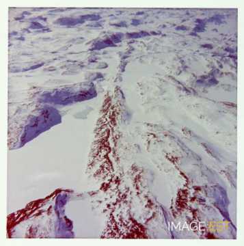 Montagne en bordure de la calotte glaciaire (Groenland)