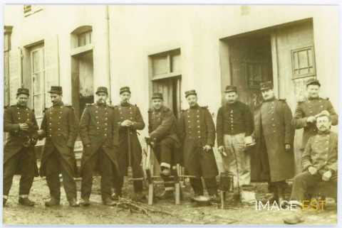 Groupe de soldats (Chaligny)