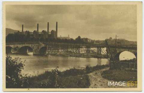 Le pont (Pont-Saint-Vincent)