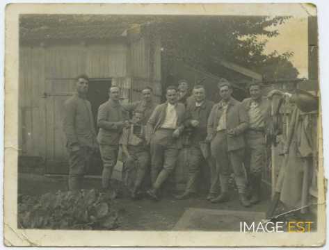 Groupe de soldats (Jarville-la-Malgrange)