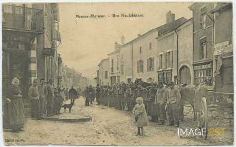 Groupe de soldats (Neuves-Maisons)