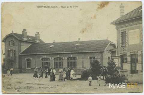 Place de la Gare (Neuves-Maisons)