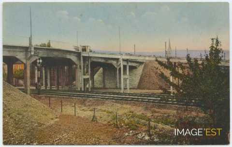 Pont du chemin de fer (Pont-Saint-Vincent)
