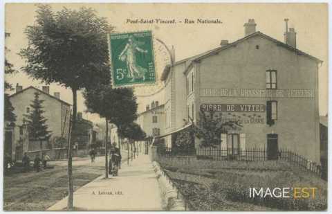 Rue Jean Jaurès (Pont-Saint-Vincent)