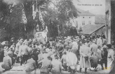Bénédiction en plein air (Meurthe-et-Moselle)
