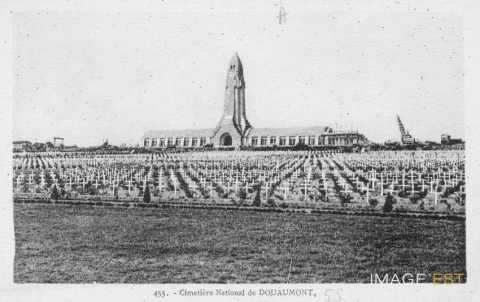 Nécropole (Douaumont)