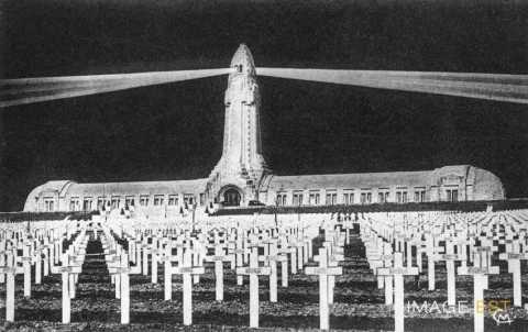 Nécropole (Douaumont)