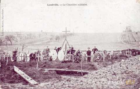 Cimetière militaire (Lunéville)