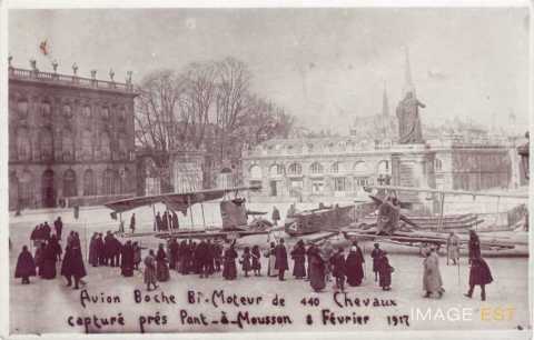 Avions allemands exposés  en 1917 (Nancy)