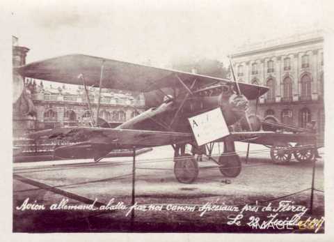 Avion allemand exposé  en 1917 (Nancy)