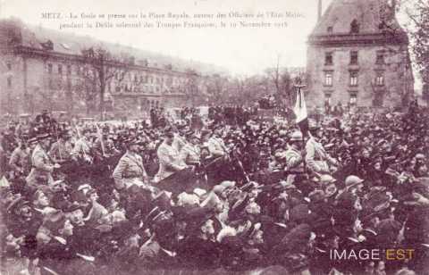 Défilé  des troupes françaises (Metz)