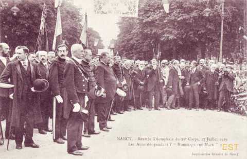 Epouillage de vêtements (Lorraine)