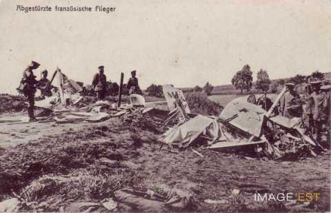 Carcasse d'un avion (Essey-et-Maizerais)