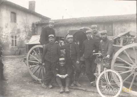 Projecteur mobile et ses servants (Rosières-en-Haye)