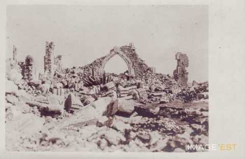 Eglise en ruines (Remenauville)