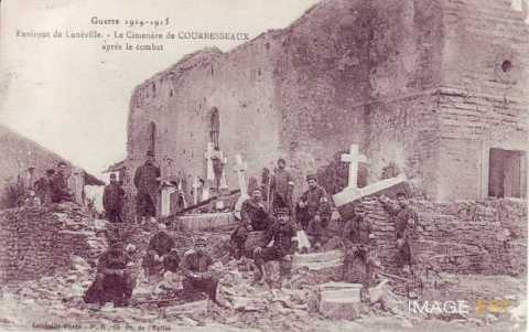 Cimetière en ruines (Courbesseaux)