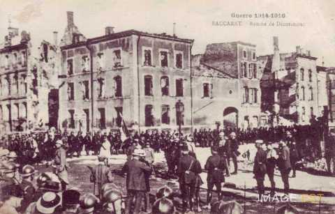 Remise de décorations (Baccarat)