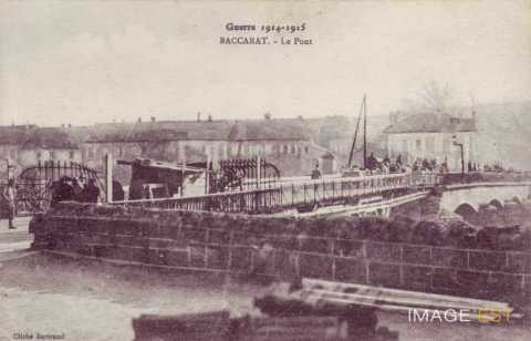 Pont détruit sur la Meurthe (Baccarat)