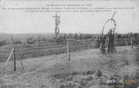 Tombes militaires (Moyen)