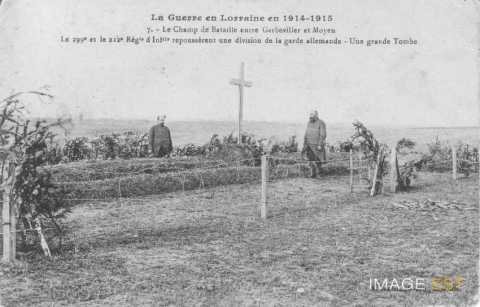 Cimetière militaire provisoire (Moyen)