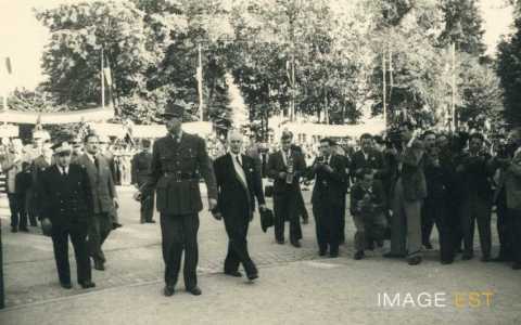 Arrivée du général de Gaulle (Épinal)