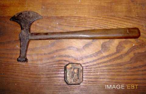 Marteau forestier (Docelles)