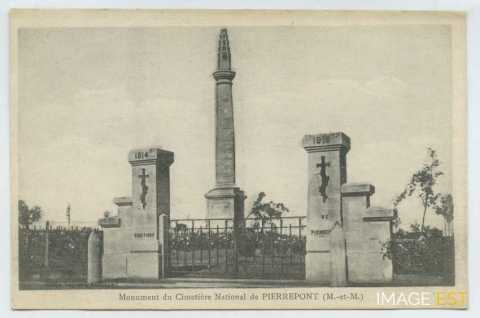 Monument du cimetière national (Pierrepont)