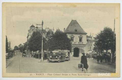Place colonel Driant (Nancy)
