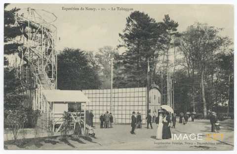 Attraction "Le Toboggan" (Nancy)
