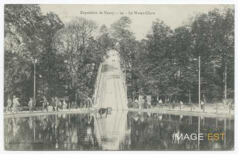 Attraction " Le Water-Chute " (Nancy)