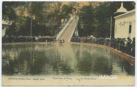 Attraction " Le Water-Chute " (Nancy)