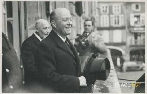 Visite en Lorraine de S. Exc. William C. Bullitt (Pont-à-Mousson)