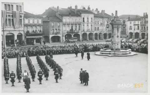 Visite en Lorraine de S. Exc. William C. Bullitt (Pont-à-Mousson)