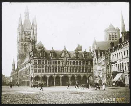 Halle aux draps (Ypres)